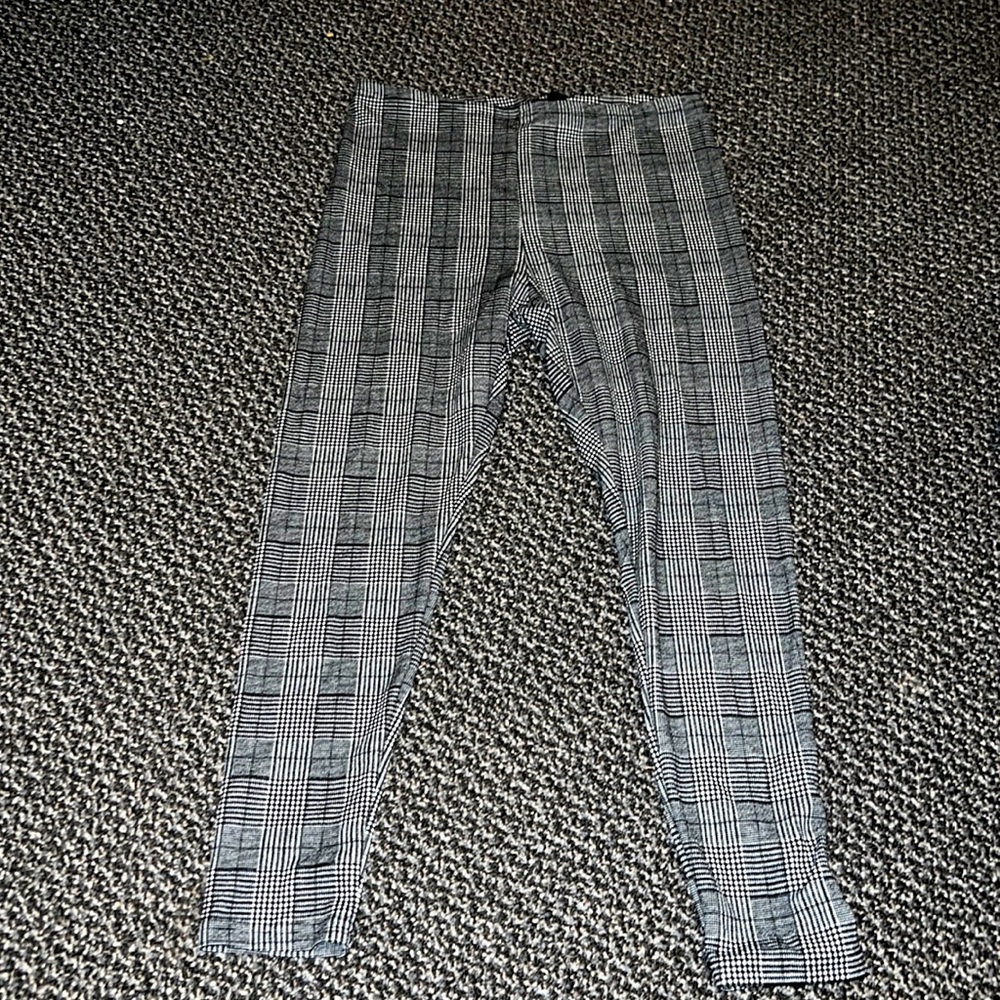 SHEIN white and black plaid leggings